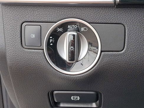 Used 2017 Mercedes-Benz GLE 350 4MATIC image 28