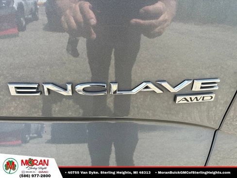 Used 2019 Buick Enclave Essence AWD/4WD image 5