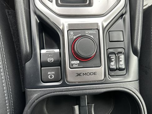 Used 2019 Subaru Forester Premium w/ All-Weather Package AWD/4WD image 27