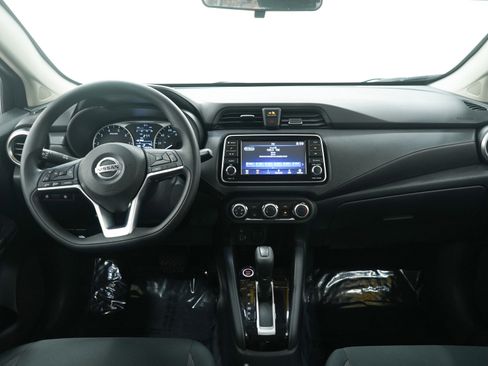 Used 2020 Nissan Versa S image 14