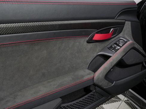 Certified 2025 Porsche 718 Boxster Spyder RS w/ Weissach Package RWD image 6