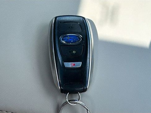 Used 2018 Subaru Outback 2.5i Limited AWD/4WD image 34