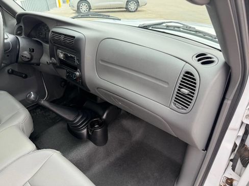 Used 2009 Ford Ranger XLT image 23