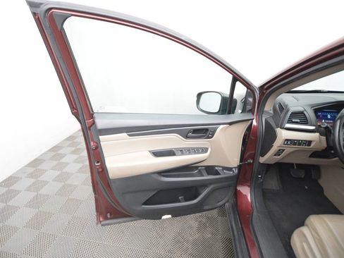 Used 2019 Honda Odyssey EX-L image 9