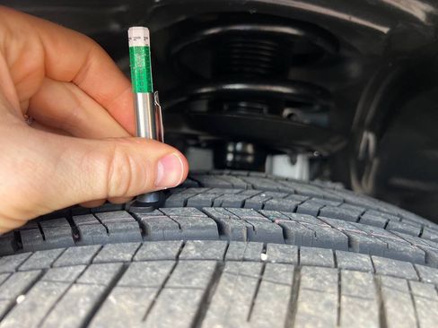Used 2021 Jeep Cherokee Latitude Lux w/ Comfort/Convenience Group AWD/4WD image 19