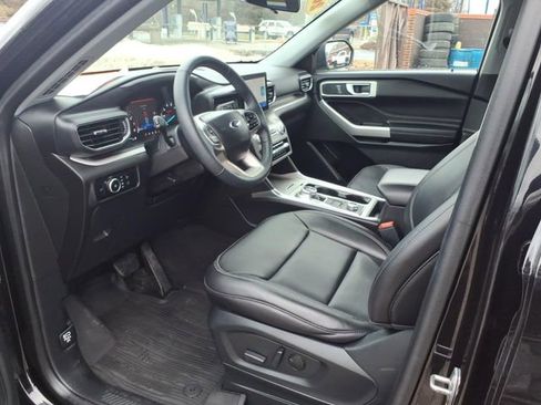 Certified 2023 Ford Explorer XLT w/ Equipment Group 202A image 16