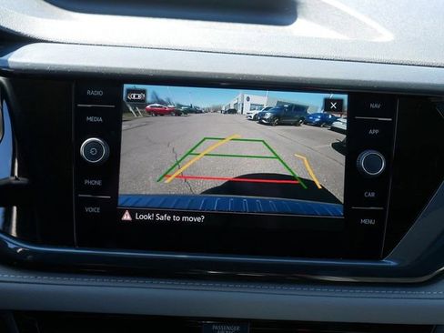 Certified 2023 Volkswagen Taos SEL AWD/4WD image 35