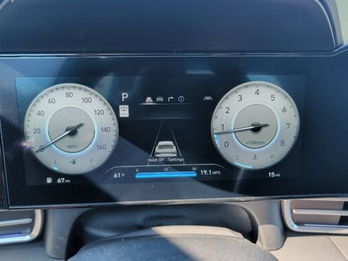 Used 2026 Hyundai Elantra Limited FWD image 14