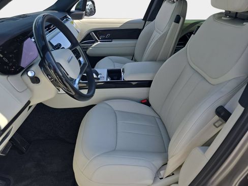 New 2026 Land Rover Range Rover SE AWD/4WD image 16