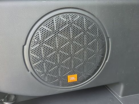 Used 2023 Toyota RAV4 XLE Premium image 38