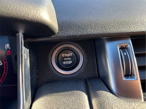 Used 2019 Land Rover Range Rover Sport HSE AWD/4WD image 30