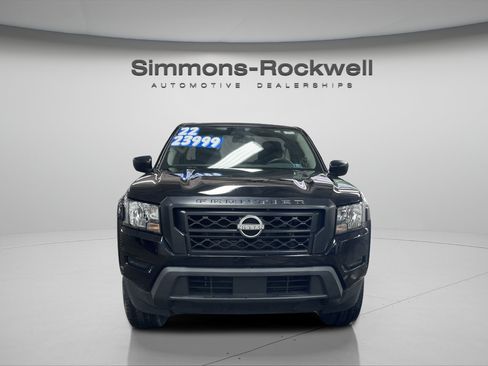 Used 2022 Nissan Frontier S RWD image 8
