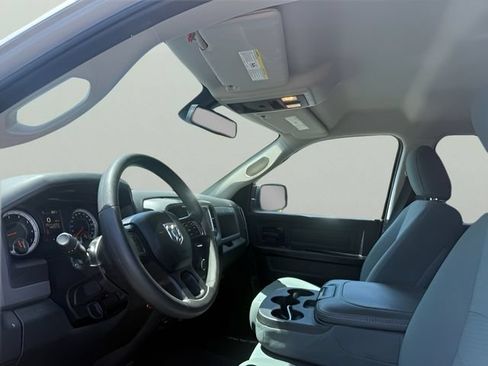 Used 2016 RAM 1500 Express AWD/4WD image 9