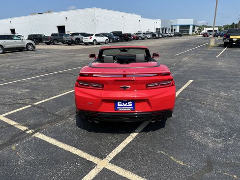 Used 2017 Chevrolet Camaro SS image 5