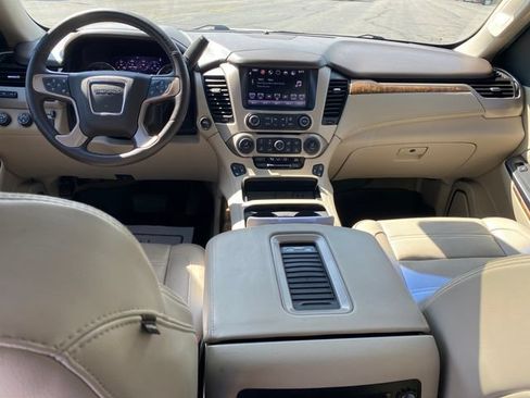 Used 2016 GMC Yukon XL Denali w/ Open Road Package AWD/4WD image 5