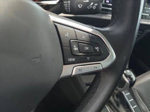 Used 2024 Volkswagen Jetta SE FWD image 20