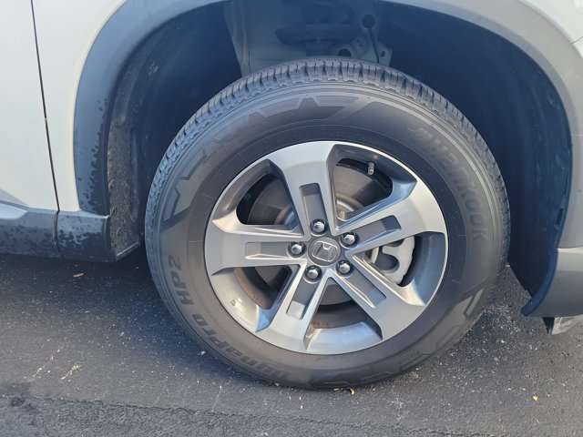 Used 2024 Honda Pilot EX-L image 2