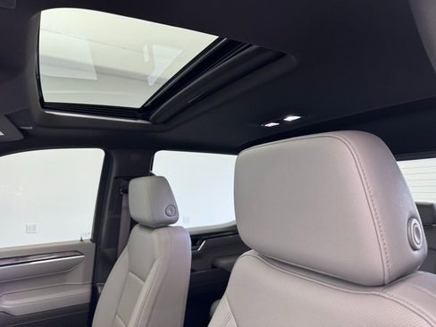 Used 2024 Chevrolet Silverado 1500 LTZ image 6