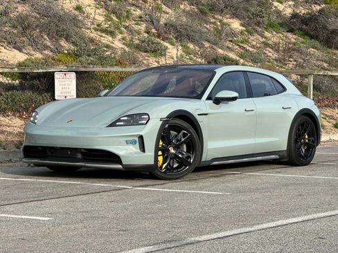 Certified 2025 Porsche Taycan 4S image 1