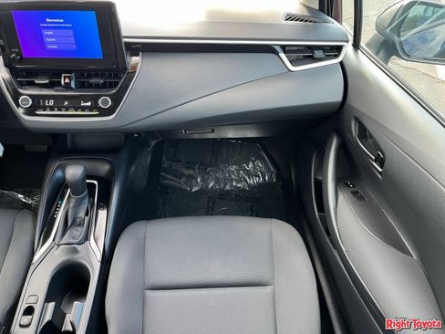 Certified 2025 Toyota Corolla LE FWD image 19