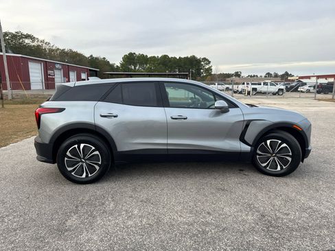 New 2026 Chevrolet Blazer EV LT image 8