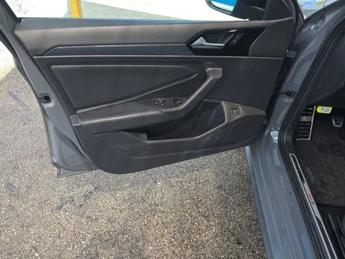 Used 2019 Volkswagen Jetta GLI FWD image 45