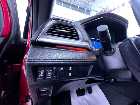 Used 2023 Honda Odyssey Sport image 16