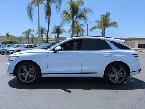 Used 2022 Genesis GV70 2.5T w/ Sport Prestige Package AWD/4WD image 7