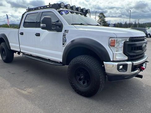 Used 2020 Ford F350 XLT w/ XLT Value Package AWD/4WD image 3