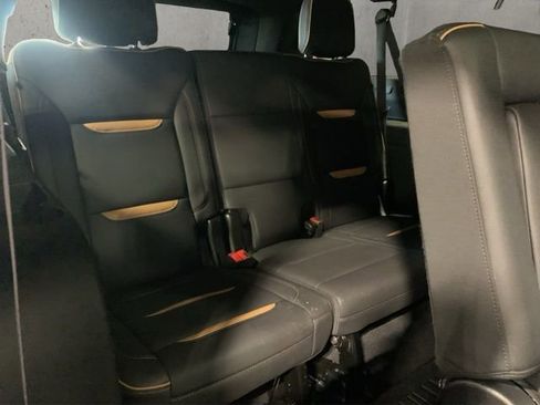 Used 2024 GMC Yukon XL AT4 AWD/4WD image 26