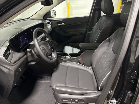 New 2026 Buick Encore GX Avenir w/ Avenir Technology Package AWD/4WD image 20