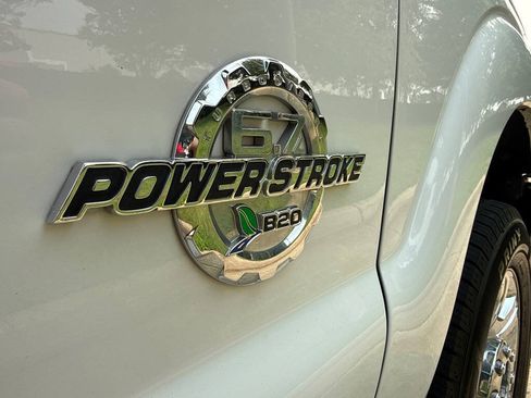 Used 2016 Ford F350 Lariat w/ Lariat Ultimate Package AWD/4WD image 8