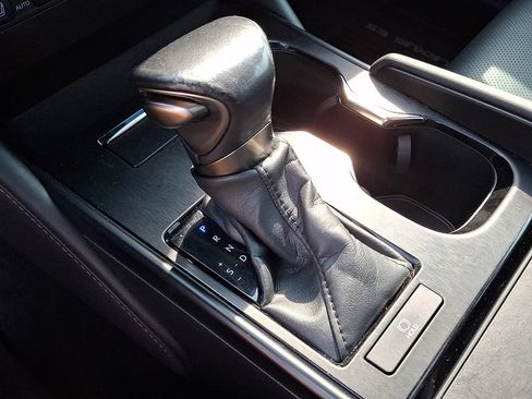 Used 2023 Lexus ES 350 w/ Premium Package FWD image 16