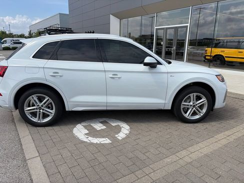 Used 2024 Audi Q5 e Premium Plus AWD/4WD image 4