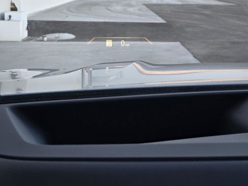 Used 2023 BMW X7 M60i image 31