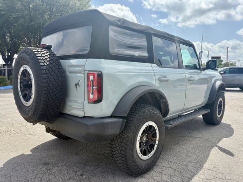Used 2021 Ford Bronco Outer Banks w/ Sasquatch Package AWD/4WD image 3