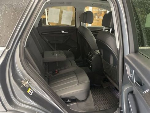 Used 2018 Audi Q5 2.0T Premium Plus w/ Premium Plus Package image 11
