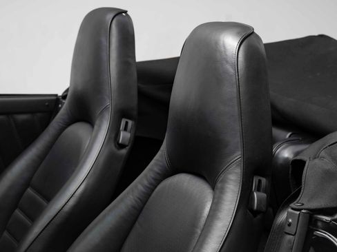 Used 1987 Porsche 911 Carrera RWD image 22