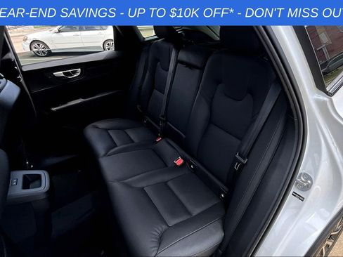 Used 2025 Volvo XC60 B5 Plus w/ Protection Package Premier image 22
