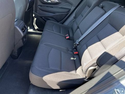 Certified 2024 GMC Terrain SLE w/ Driver Convenience Package FWD image 26
