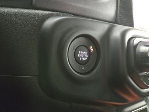 Used 2022 Jeep Gladiator Mojave w/ Cold Weather Group AWD/4WD image 26