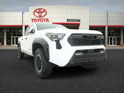 New 2026 Toyota Tacoma TRD Off-Road AWD/4WD image 32