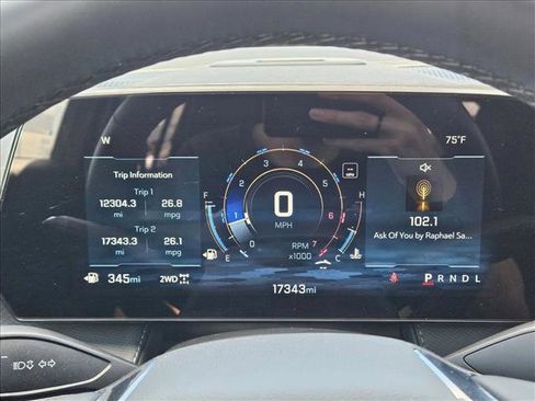 Used 2026 Chevrolet Equinox LT AWD/4WD image 10