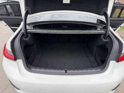 Used 2019 BMW 330i Sedan w/ Convenience Package RWD image 15