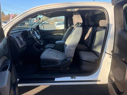 Used 2017 Chevrolet Colorado W/T image 13