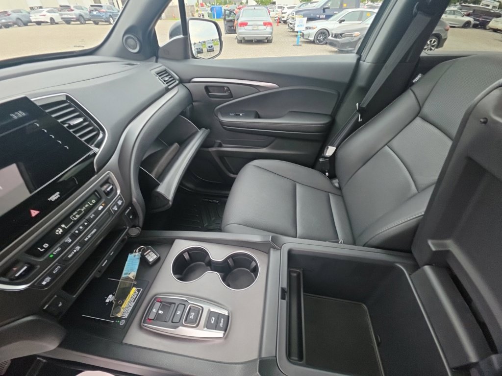 Certified 2024 Honda Passport EX-L image 26