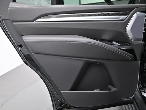 Used 2026 Cadillac Escalade V w/ LPO, Floor Liner Package AWD/4WD image 30