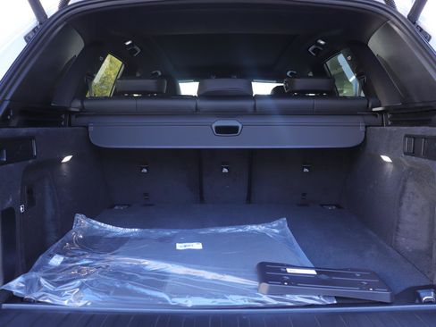 New 2026 BMW X5 xDrive40i w/ Premium Package image 16