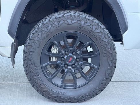 Used 2022 Toyota Tundra Limited image 7