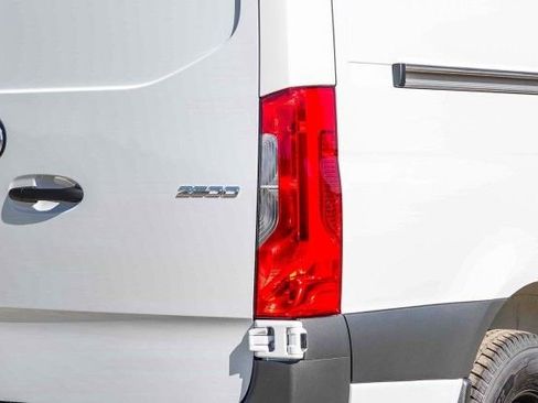 New 2025 Mercedes-Benz Sprinter 2500 image 6